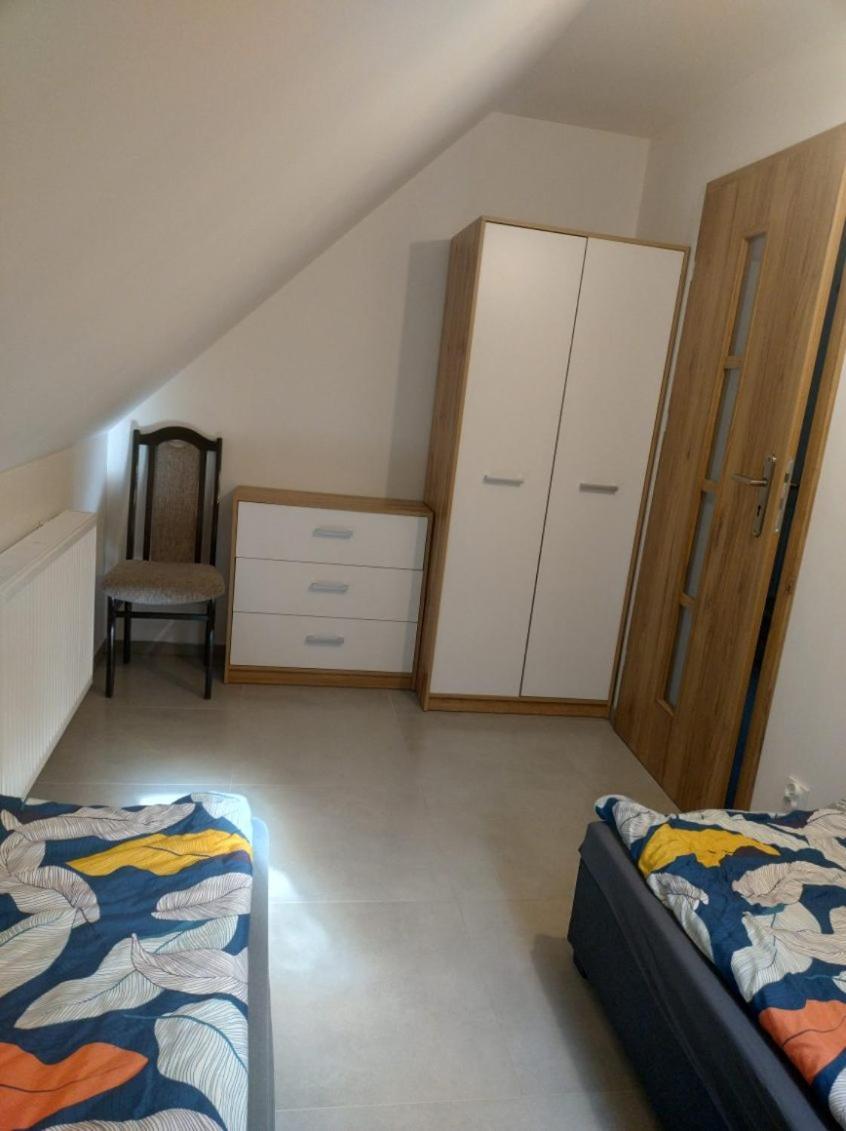 Apartamenty - Domek Bobrowe Zacisze 3 Яновице Виелкие Екстериор снимка
